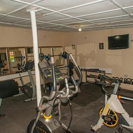 The Jam Lodge Freetown Extérieur photo